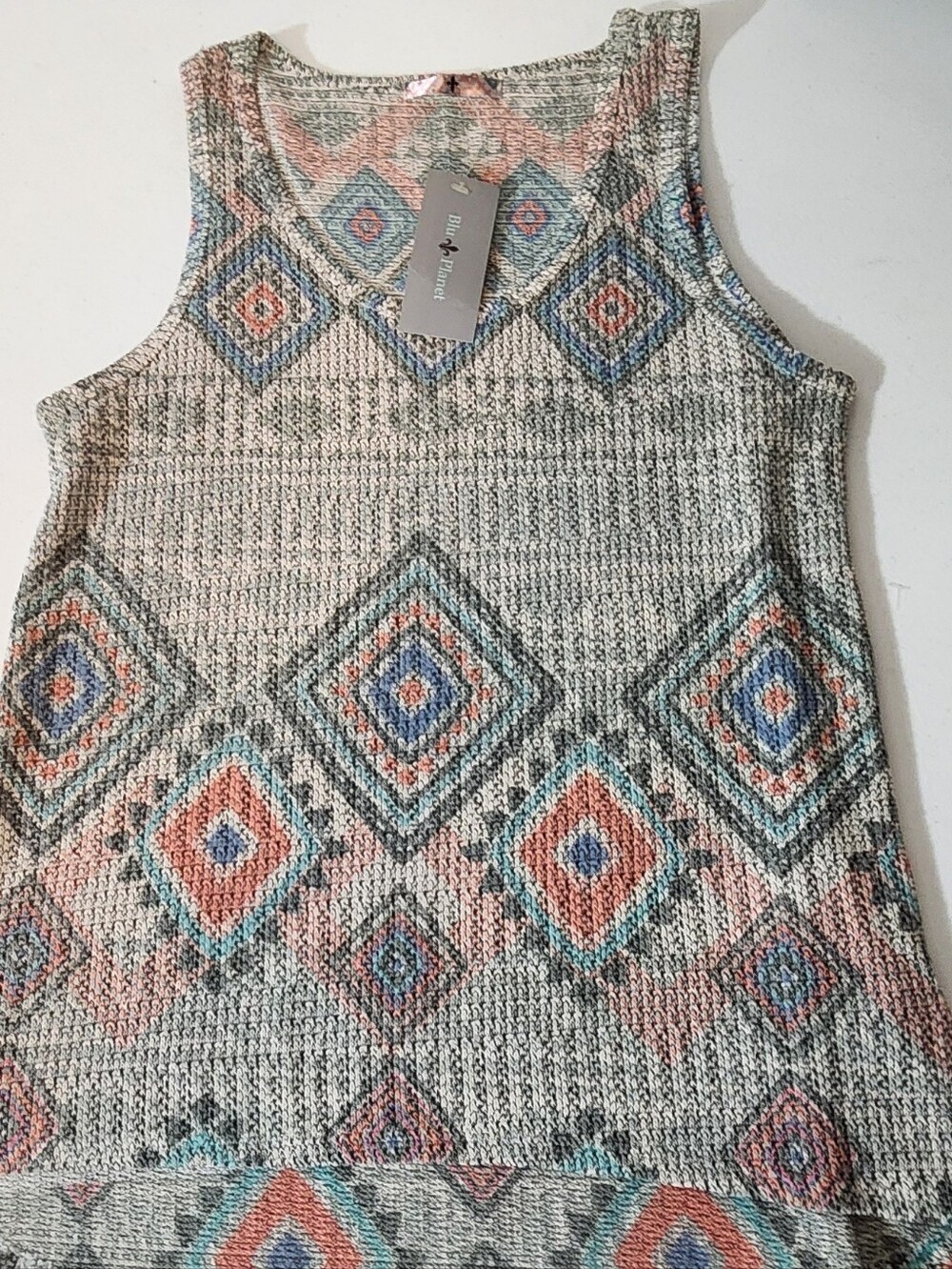 Sleeveless Knit Tank Top - Multicolor Aztec Print